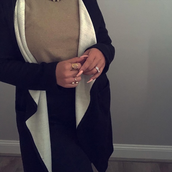 Neutral comfy cardigan - Picture 2 of 2